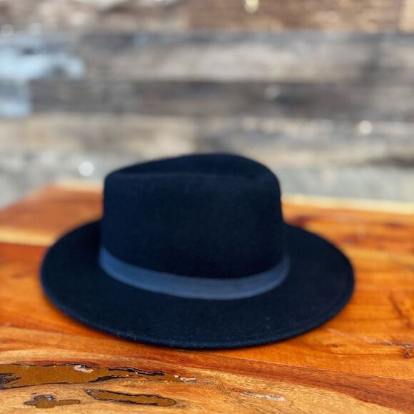 ? A Adams & Stiles Black Wool Felt Fedora Hat – Unisex Style main image 6